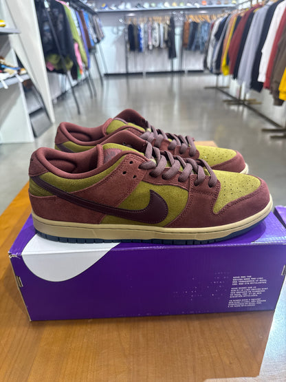 Nike SB Dunk Low Dark Team Red Olive Flak