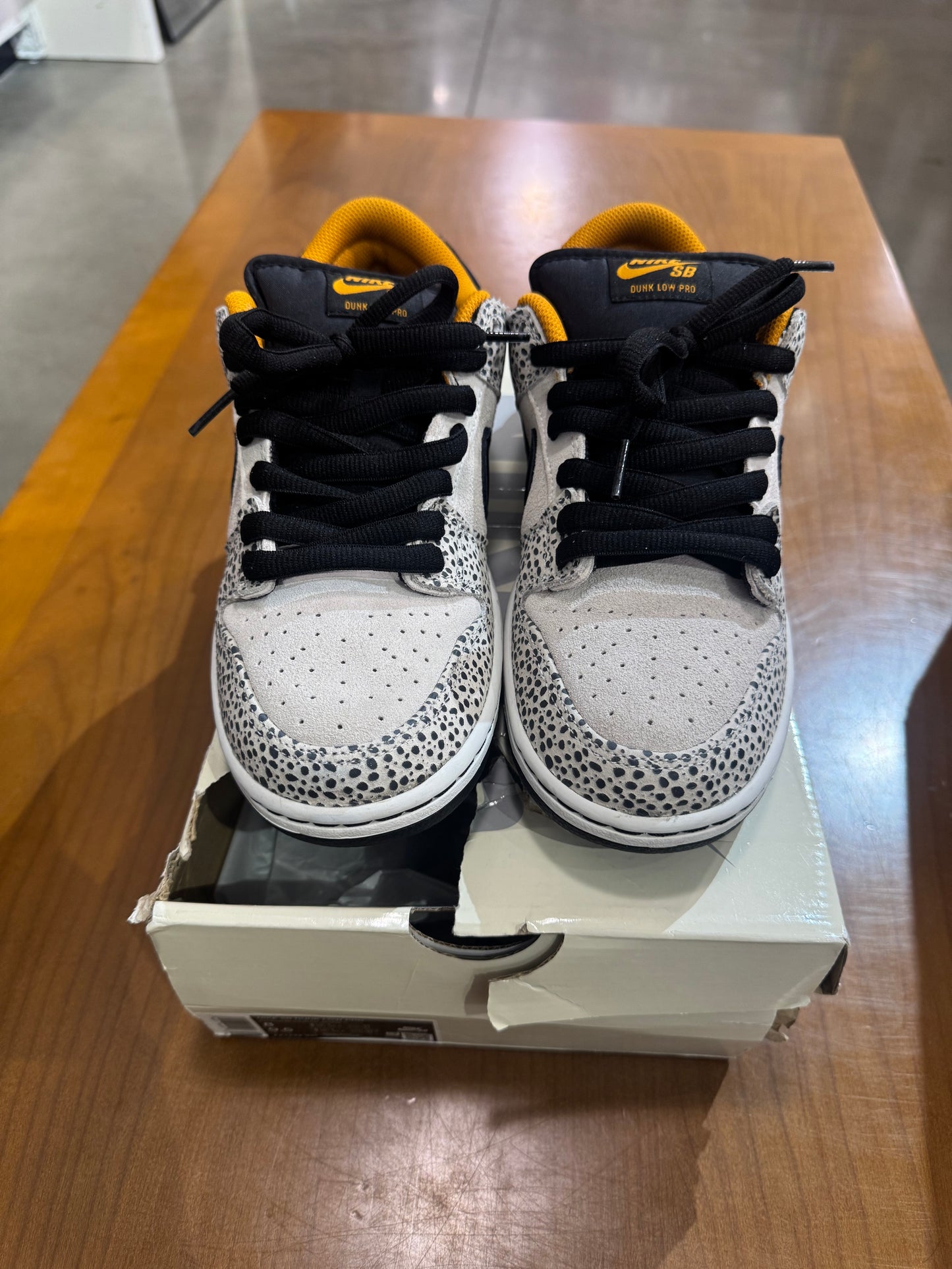 Preowned Nike SB Dunk Low Olympic Safari