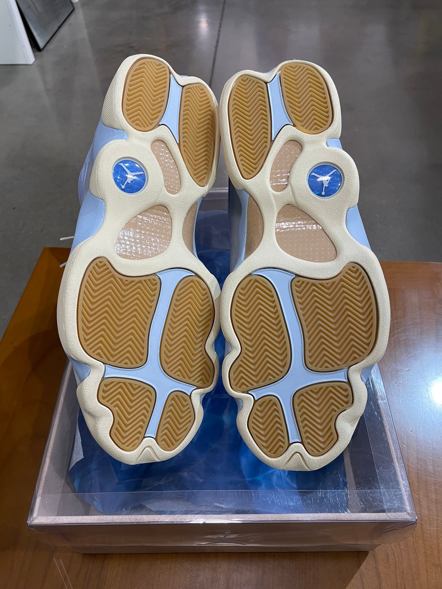 Preowned Air Jordan 13 Solefly