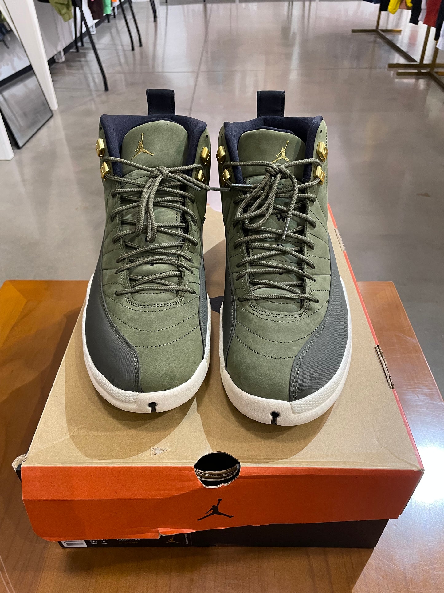 Preowned Air Jordan 12 Chris Paul Class of 2003