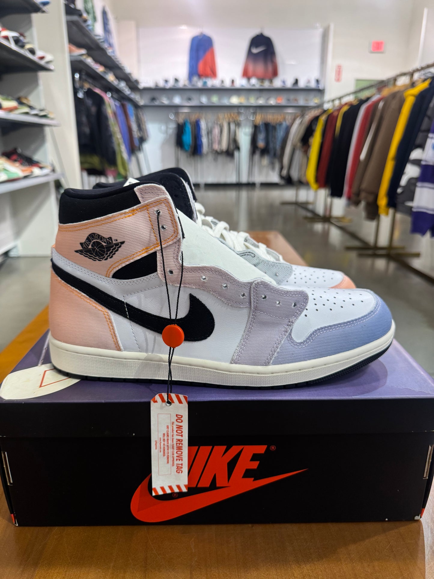 Air Jordan 1 Skyline