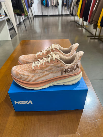 HOKA One One Clifton 9 Sandstone Cream