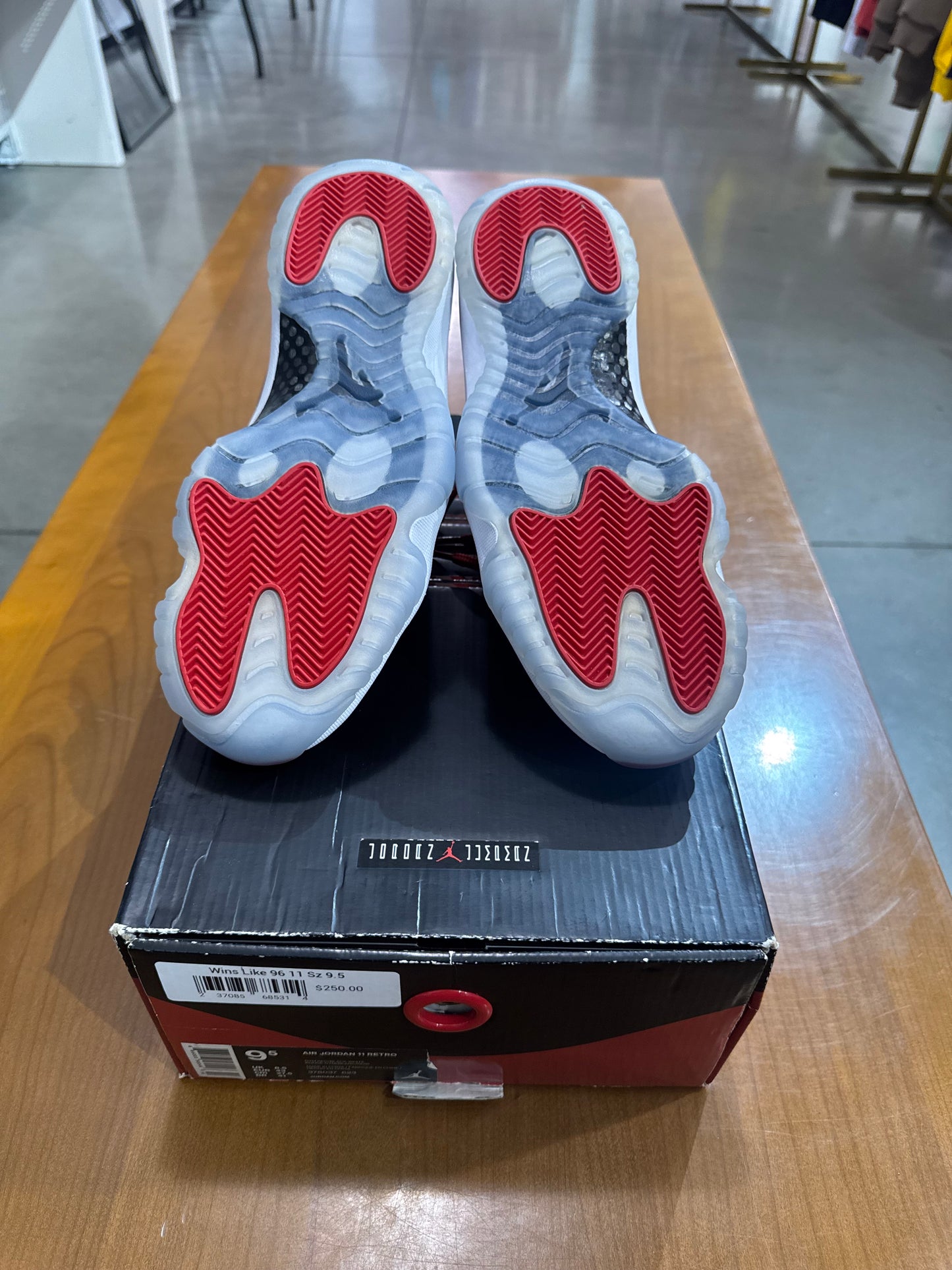 Air Jordan 11 Win Like 96