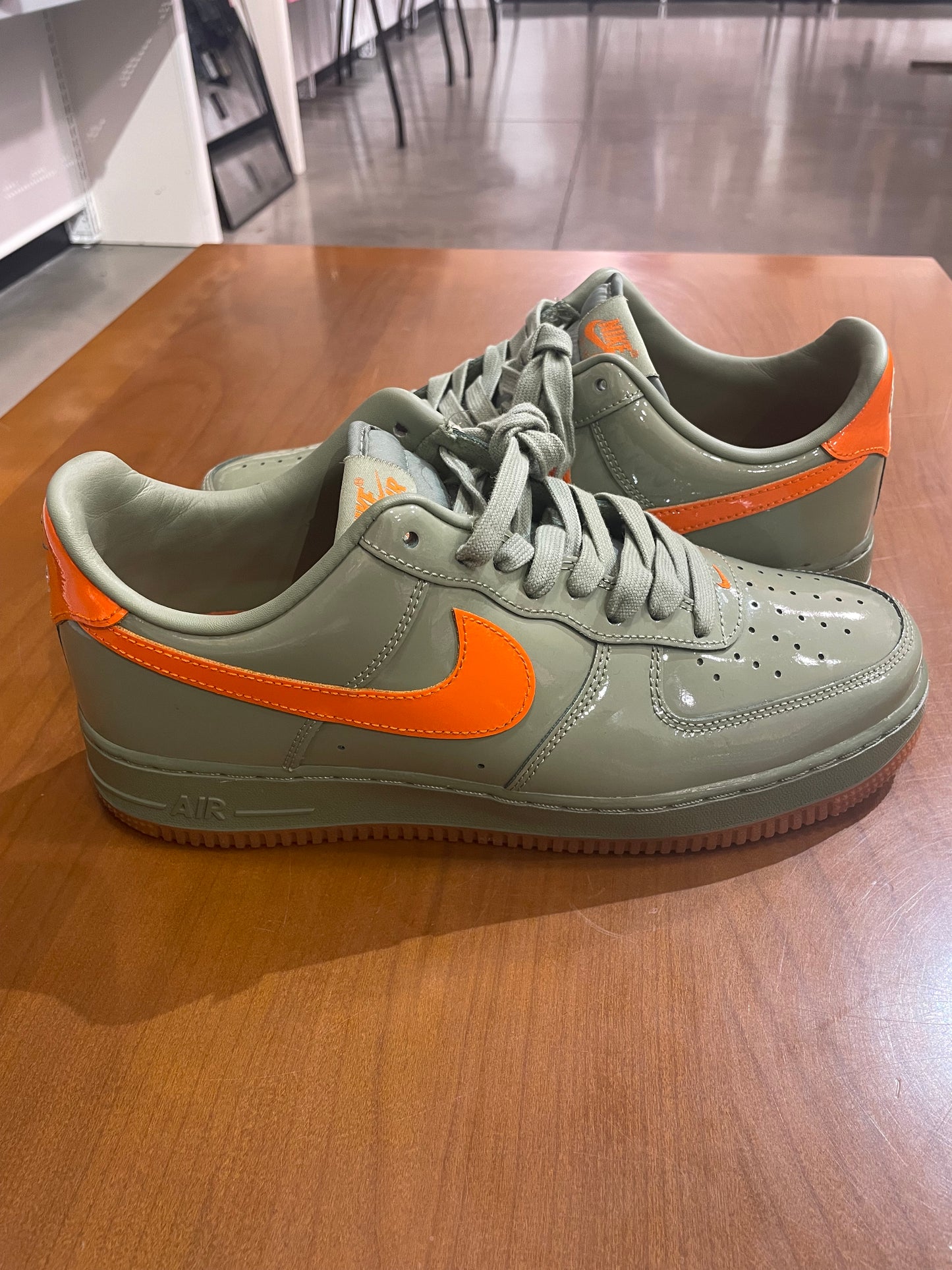 Preowned Air Force 1 Low Wet Putty 2.0