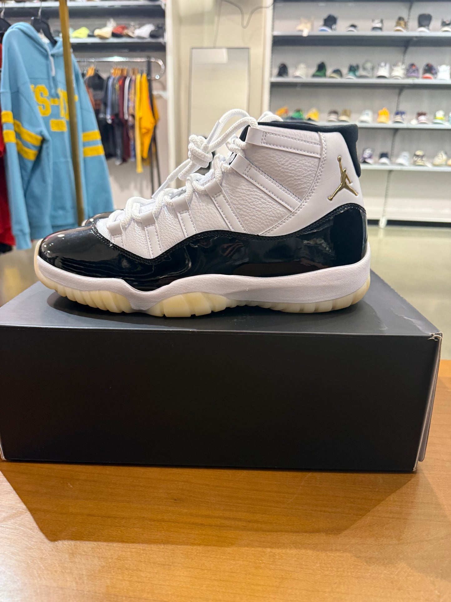 Preowned Air Jordan 11 Gratitude DMP