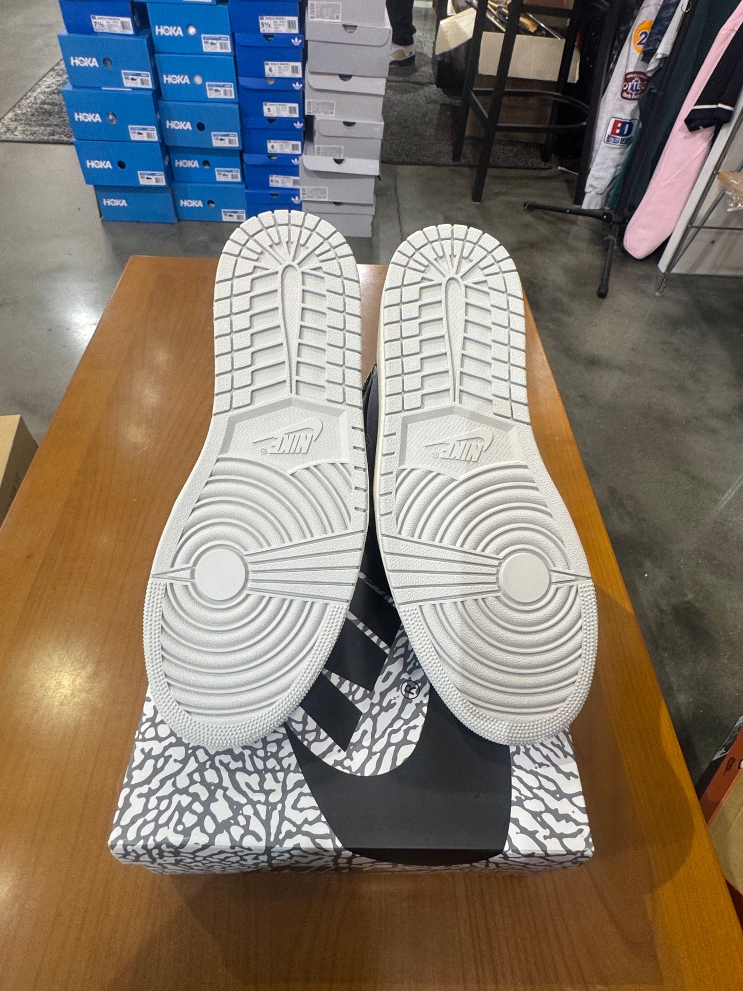 Air Jordan 1 White Cement