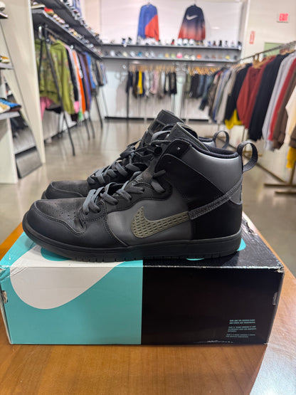 Preowned Nike SB Dunk High FPAR