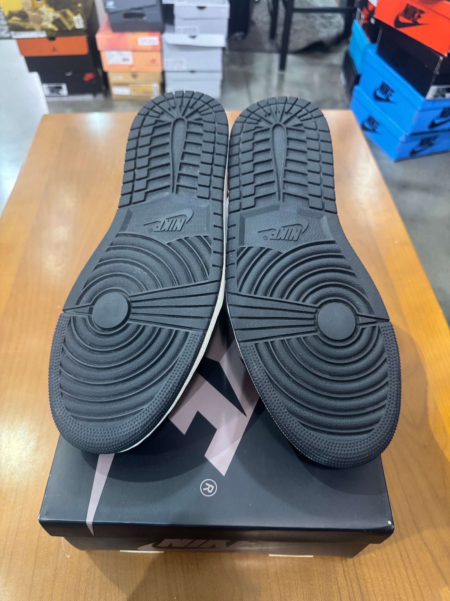 Preowned Air Jordan 1 Low Mocha