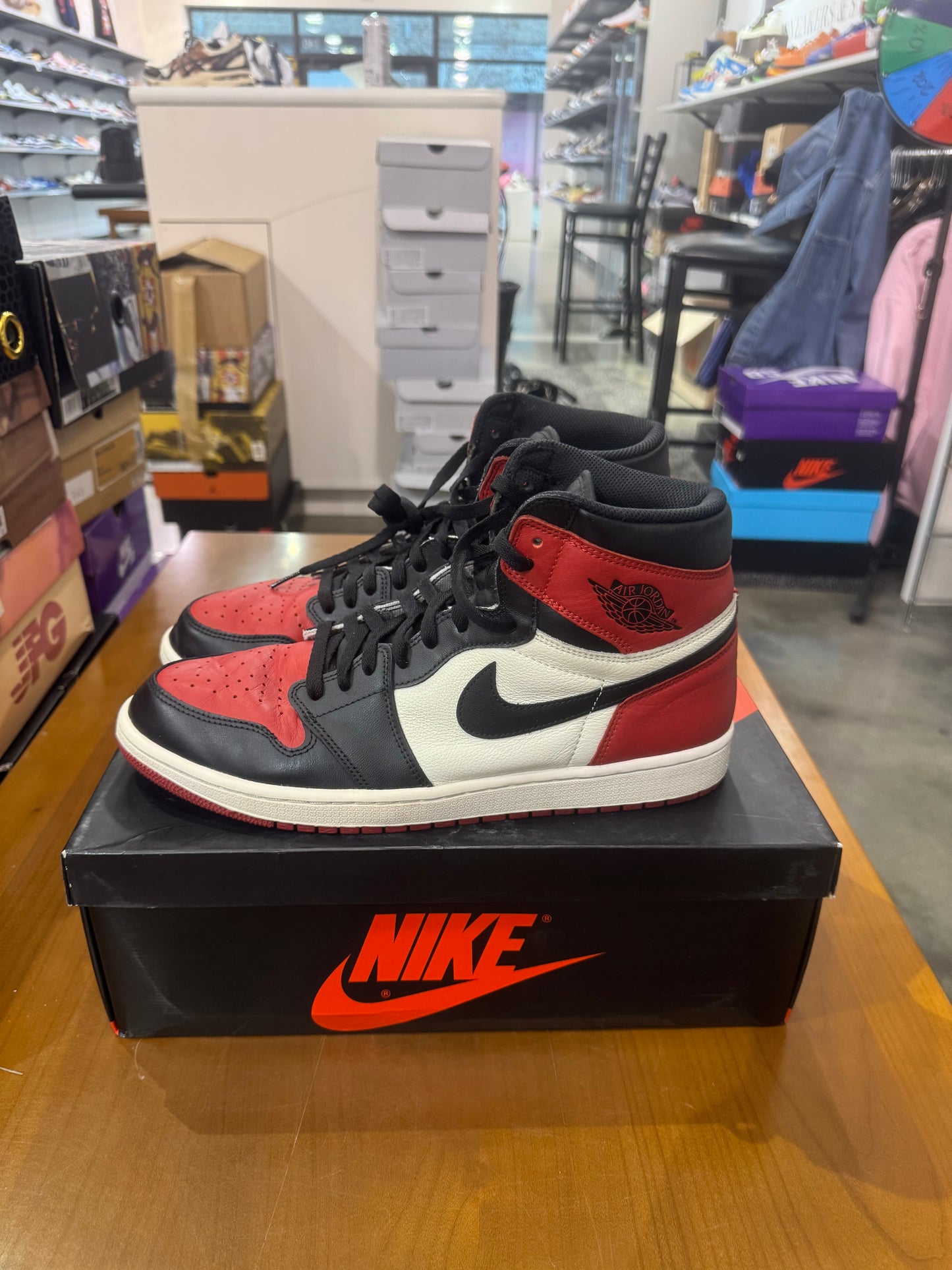 Preowned Air Jordan 1 Bred Toe