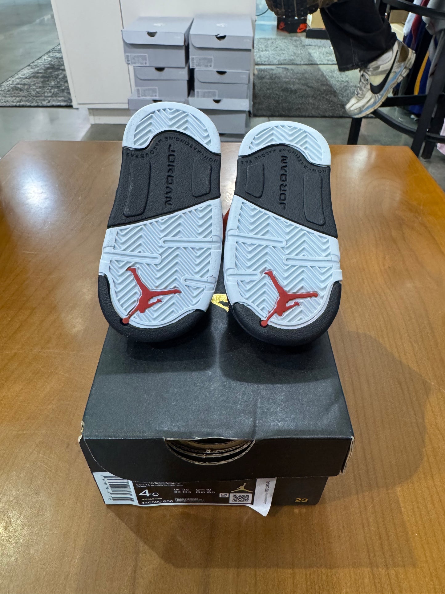 Preowned Air Jordan 5 Raging Bull