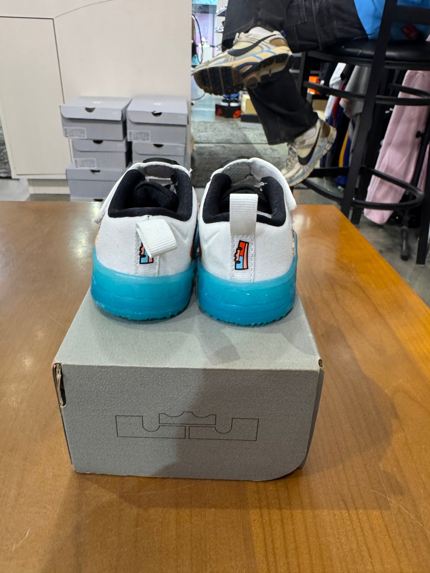 Nike LeBron 18 Low Summit White Space Jam