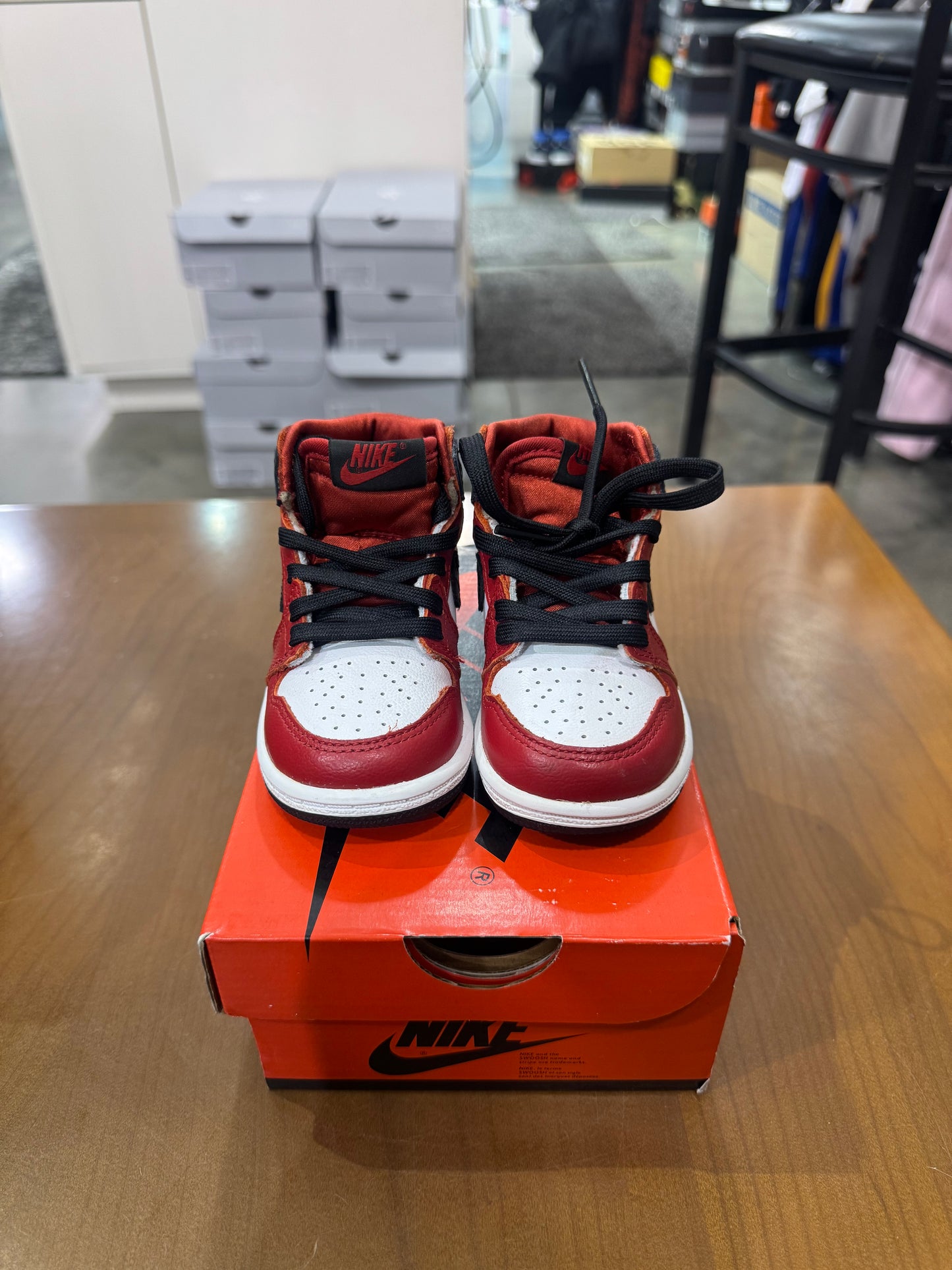 Preowned Air Jordan 1 Satin Snake Chicago