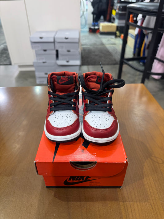 Preowned Air Jordan 1 Satin Snake Chicago
