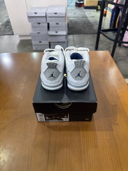 Preowned Air Jordan 4 Midnight Navy