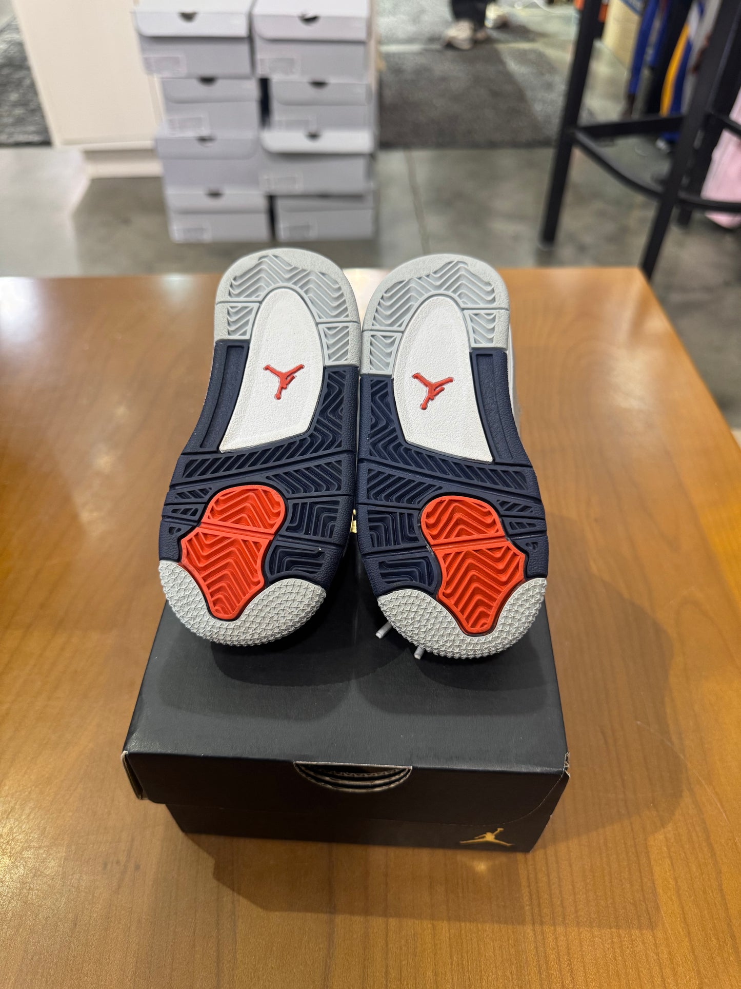 Preowned Air Jordan 4 Midnight Navy