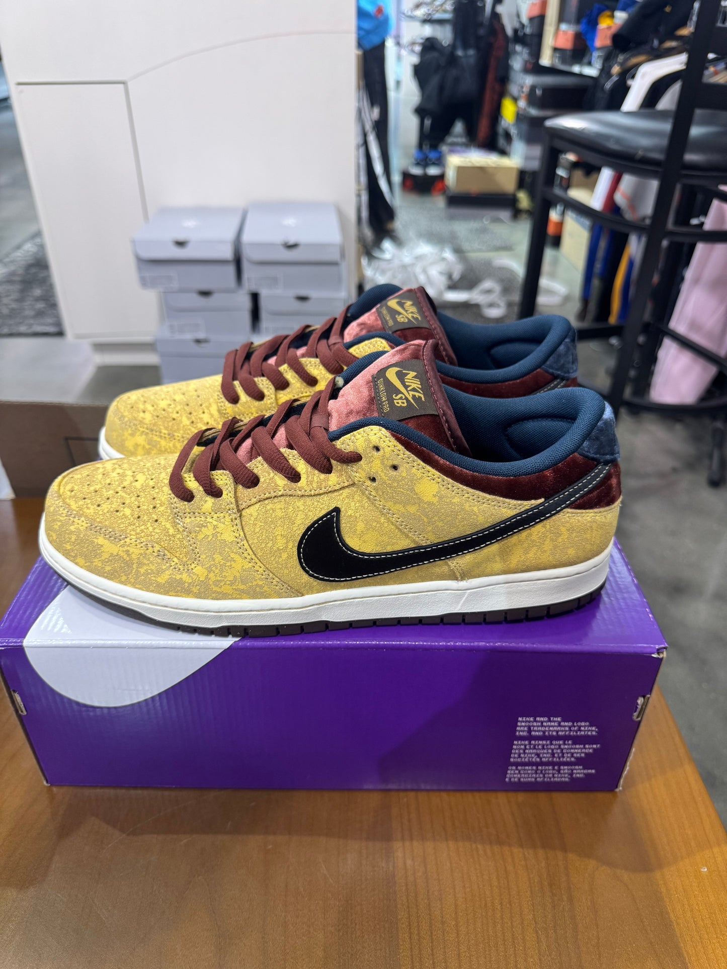 Nike SB Dunk Low City of Cinema