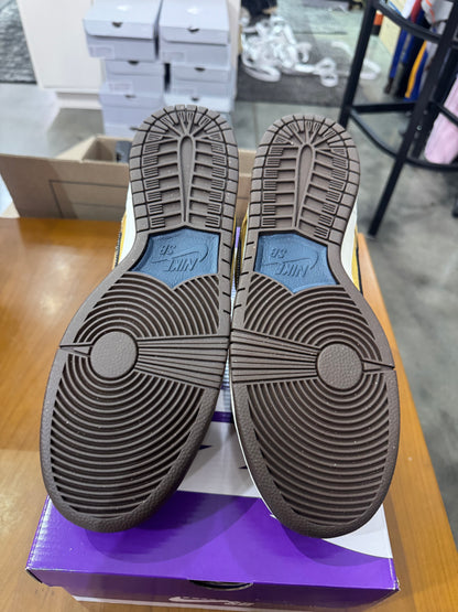 Nike SB Dunk Low City of Cinema