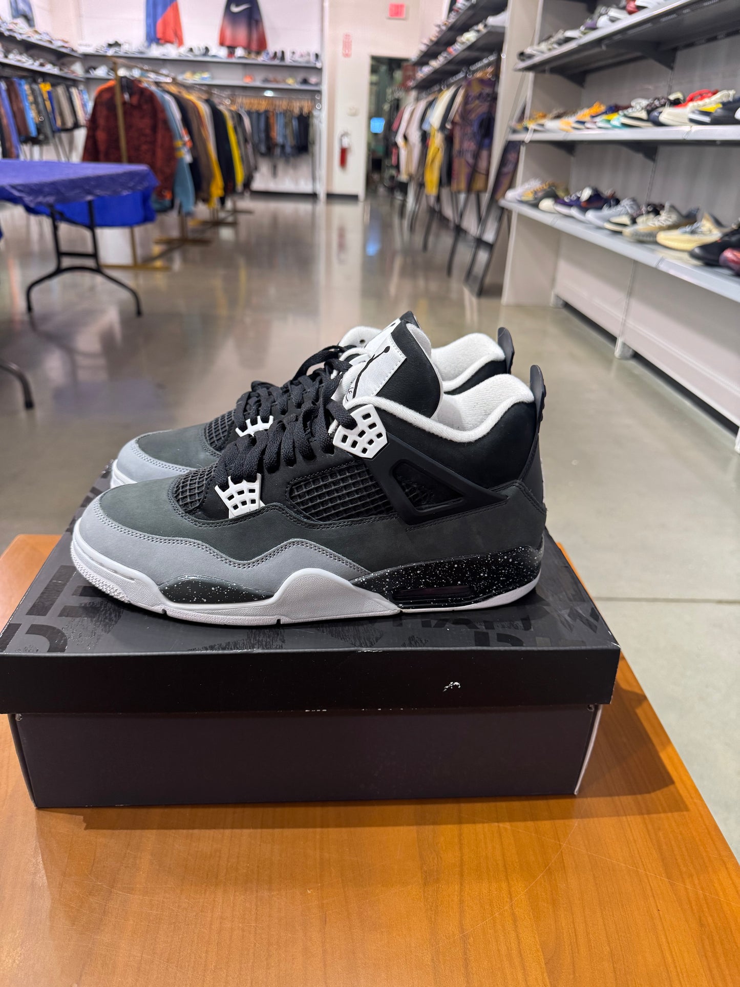 Preowned Air Jordan 4 Fear