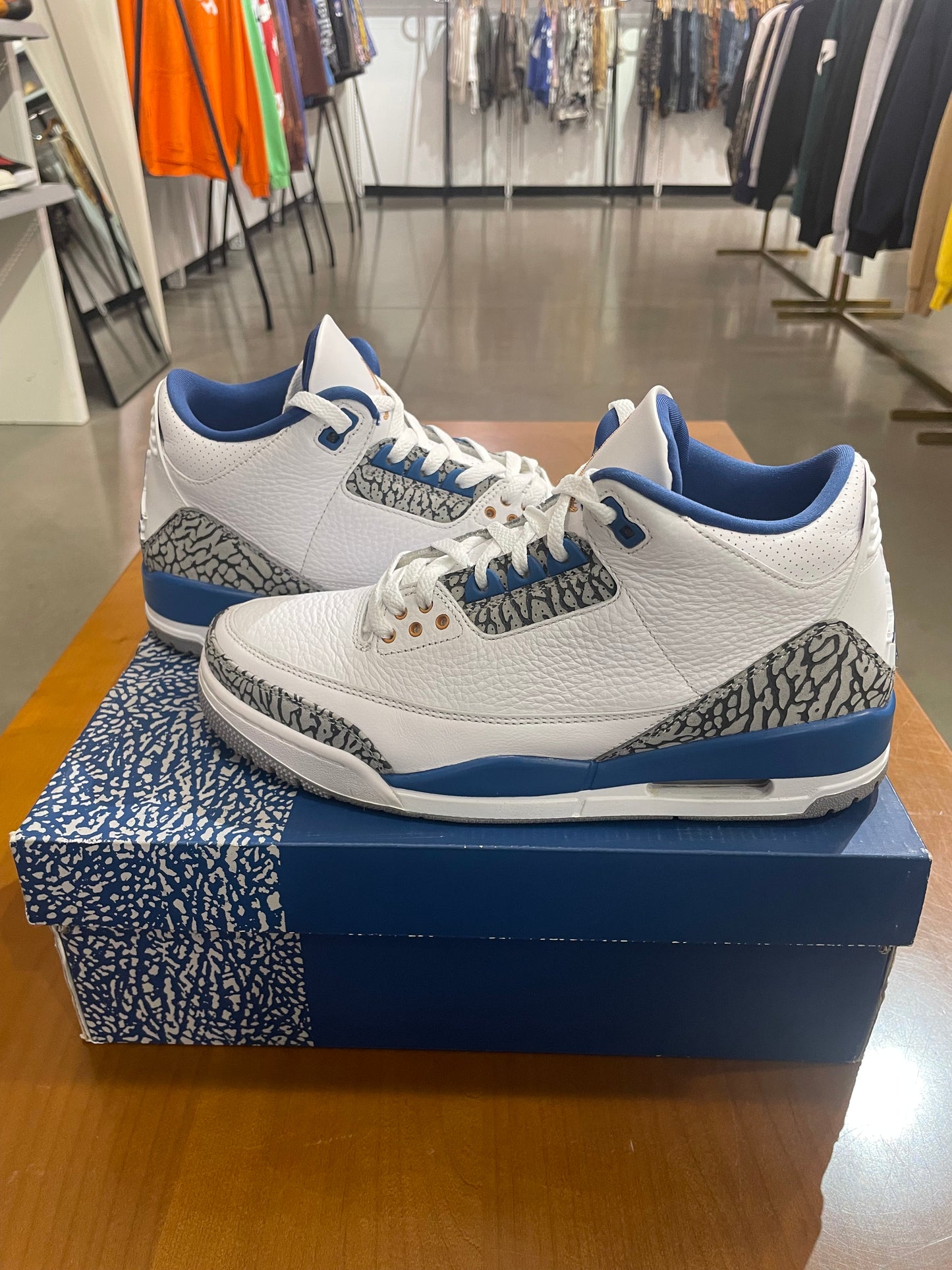 Preowned Air Jordan 3 Wizards