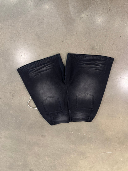 Preowned Vale Jean Shorts Black Patches