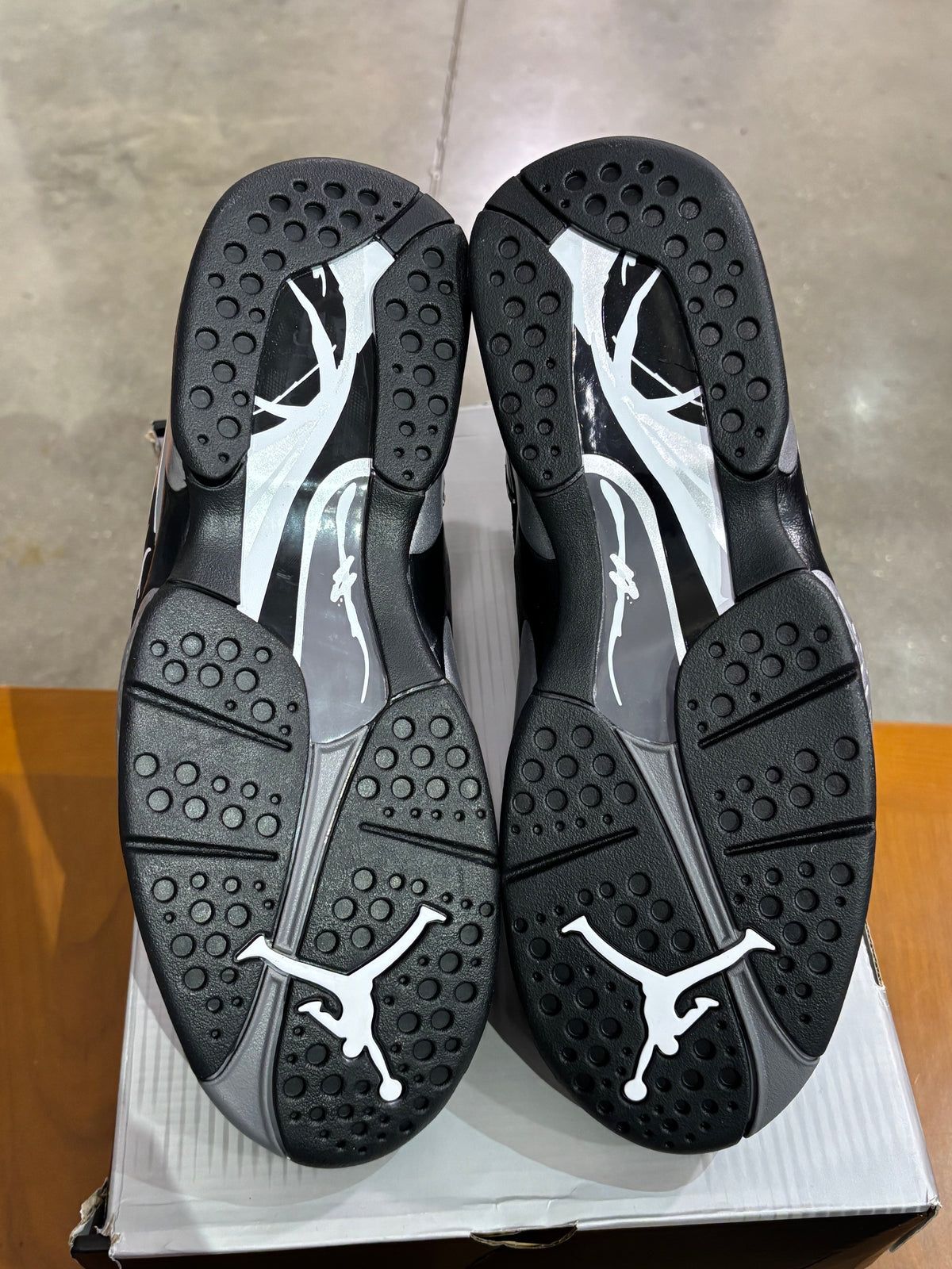 Air Jordan 8 Chrome