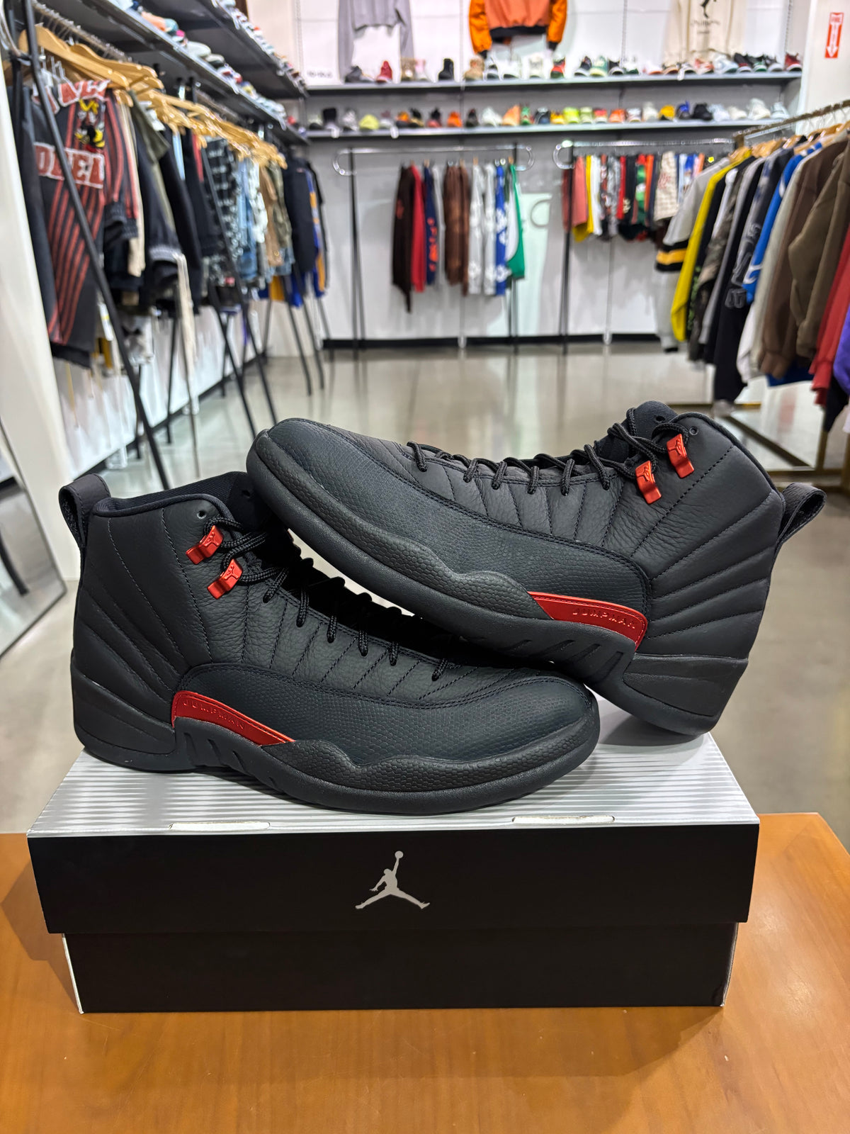Air Jordan 12 Bloodline