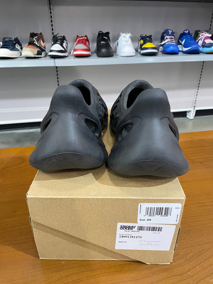 Preowned Yeezy Foam Runner Onyx