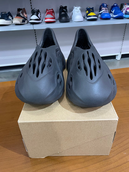 Preowned Yeezy Foam Runner Onyx