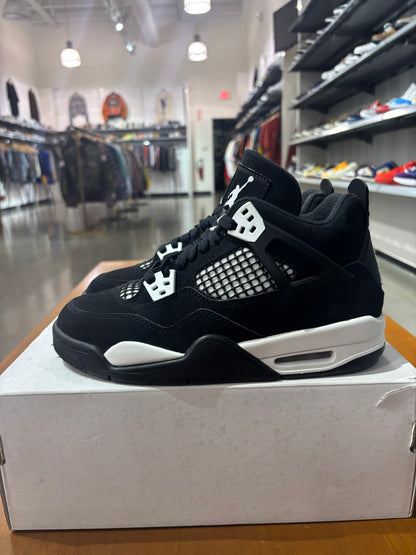 Preowned Air Jordan 4 White Thunder