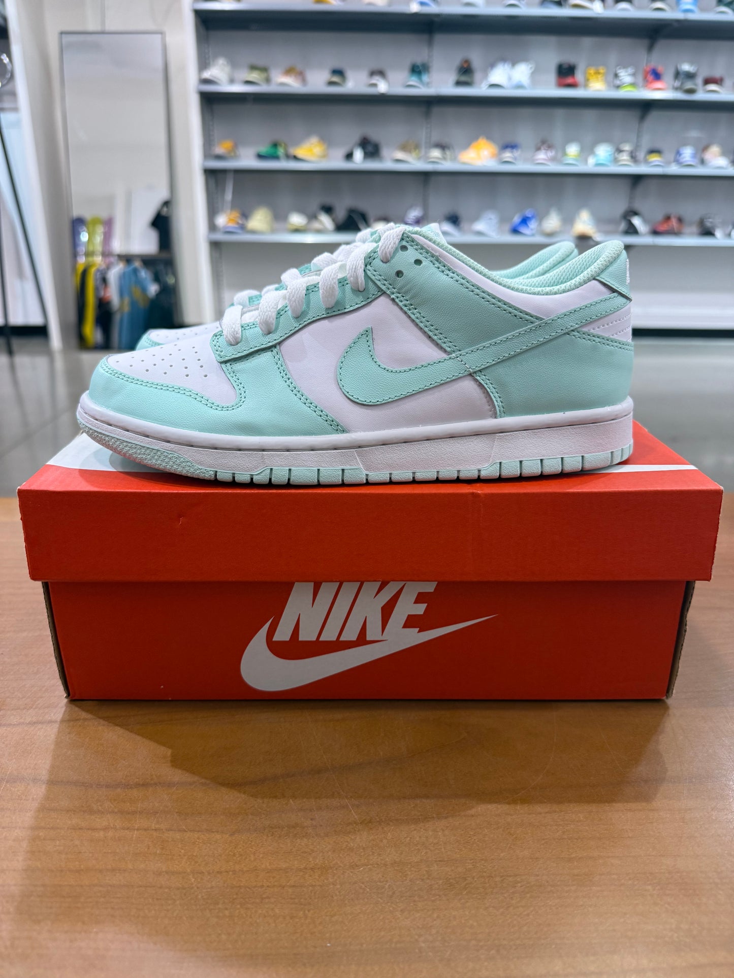 Nike Dunk Low Mint