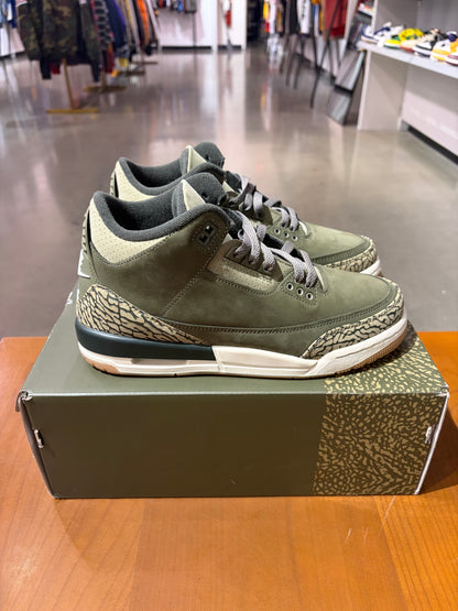 Preowned Air Jordan 3 Family Affair