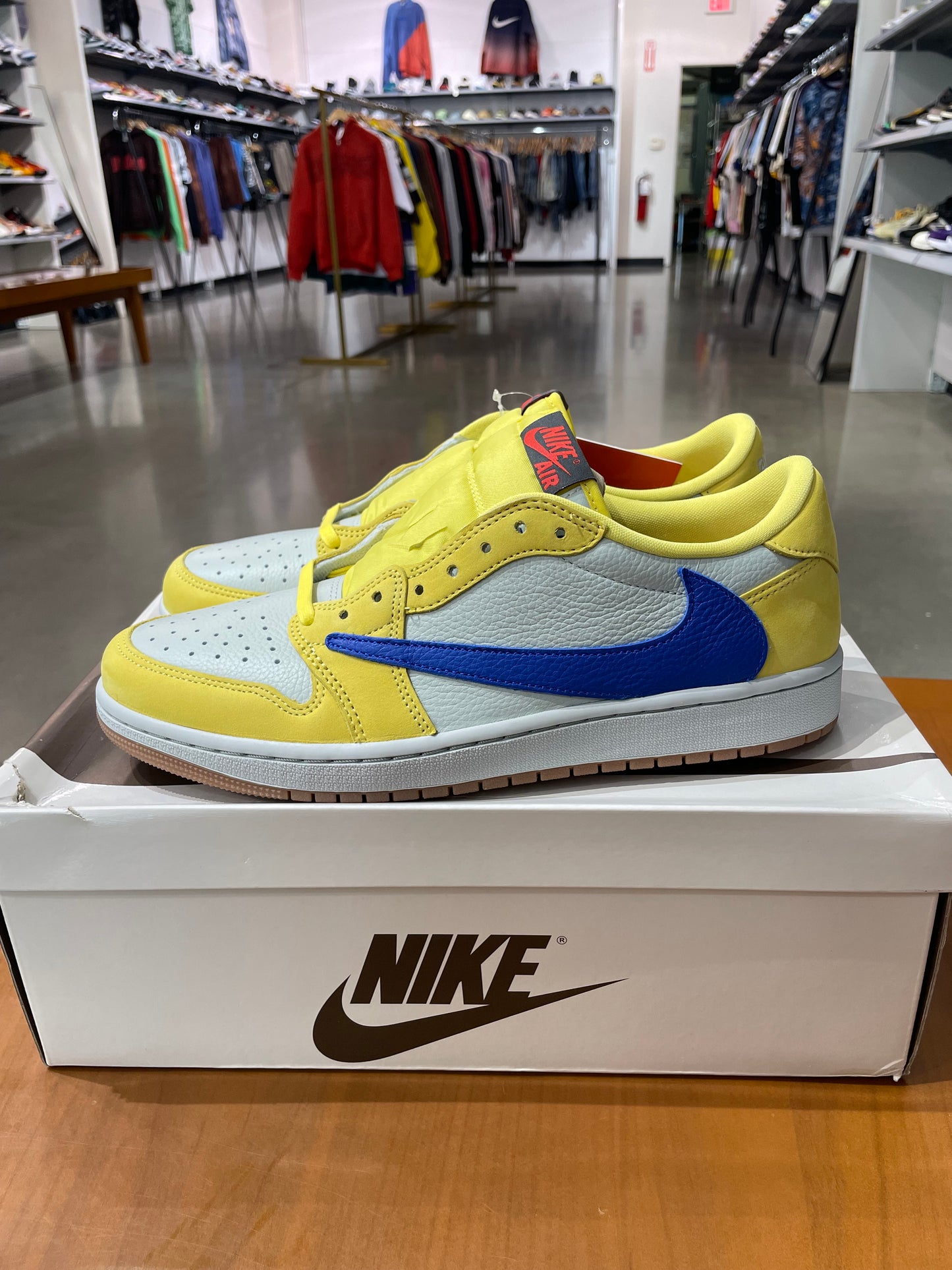 Travis Scott Air Jordan 1 Low Canary