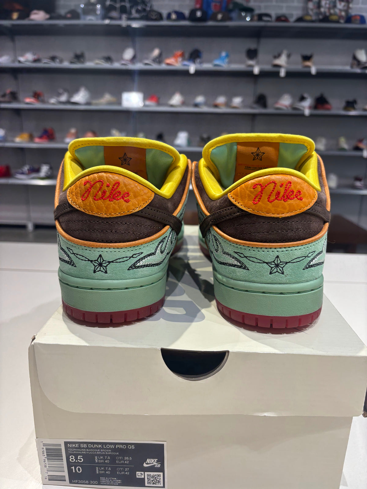 Preowned Nike SB Dunk Low Rodeo Tourmaline