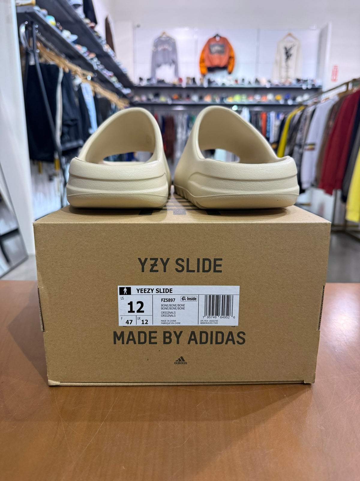 Adidas Yeezy Slide Bone