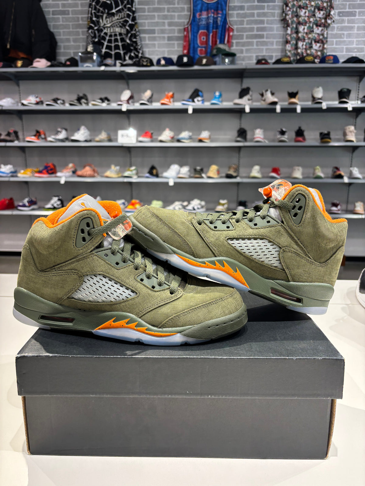 Preowned Air Jordan 5 Olive