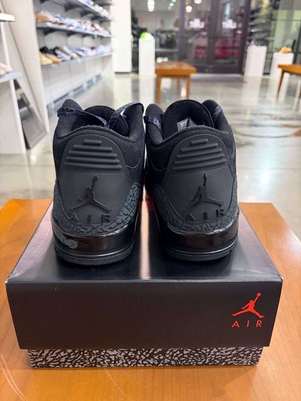BRAND NEW Air Jordan 3 Black Cat SIZE 10.5