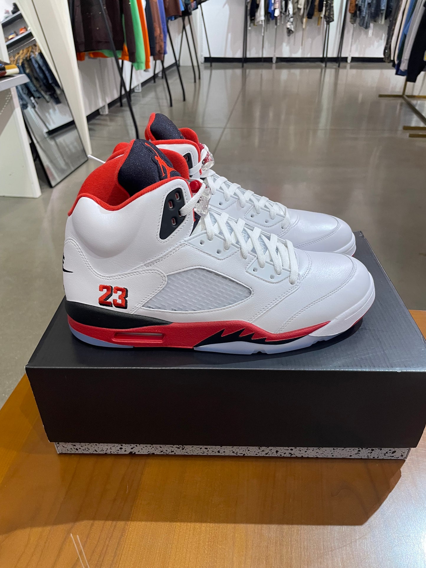 Air Jordan 5 Fire Red