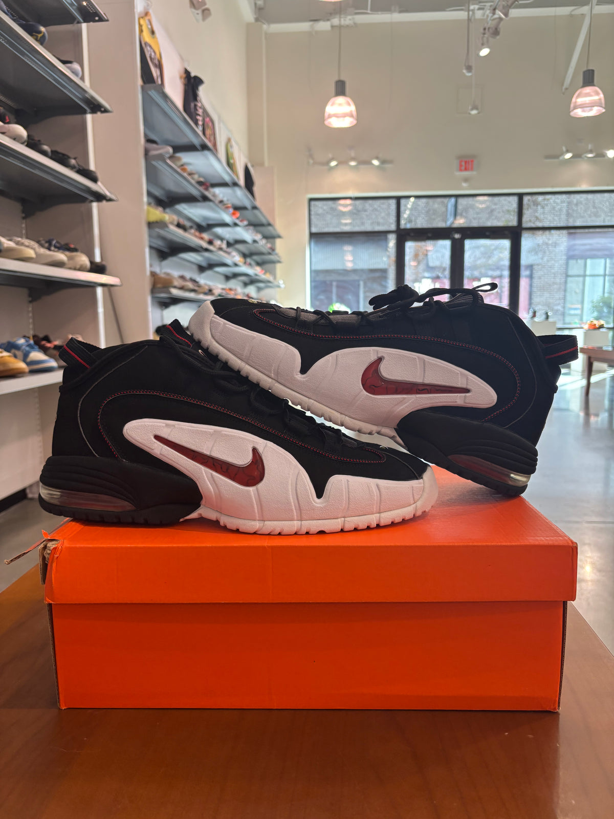 BRAND NEW Nike Air Max Penny Chicago Bulls SIZE 13