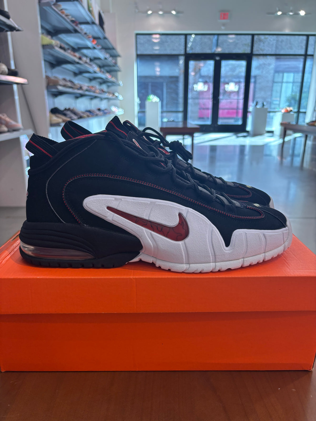 BRAND NEW Nike Air Max Penny Chicago Bulls SIZE 13