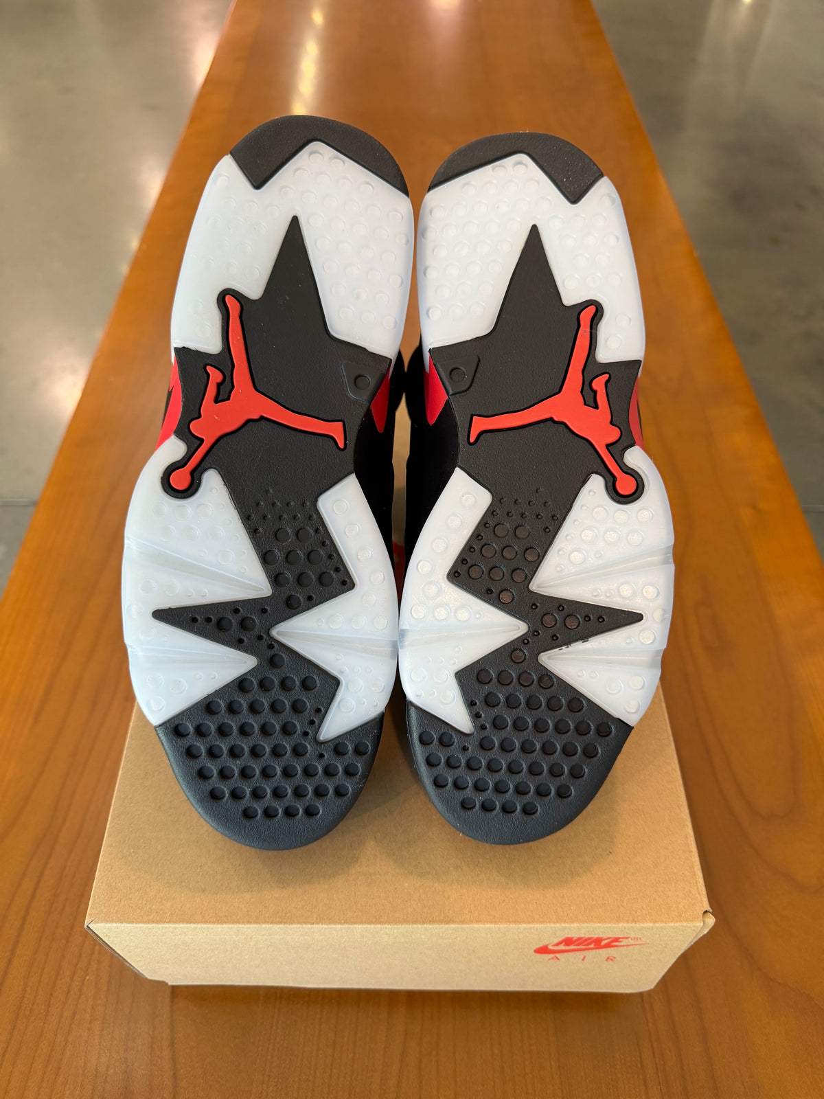 BRAND NEW Air Jordan 6 Infared Salesman SIZE 10