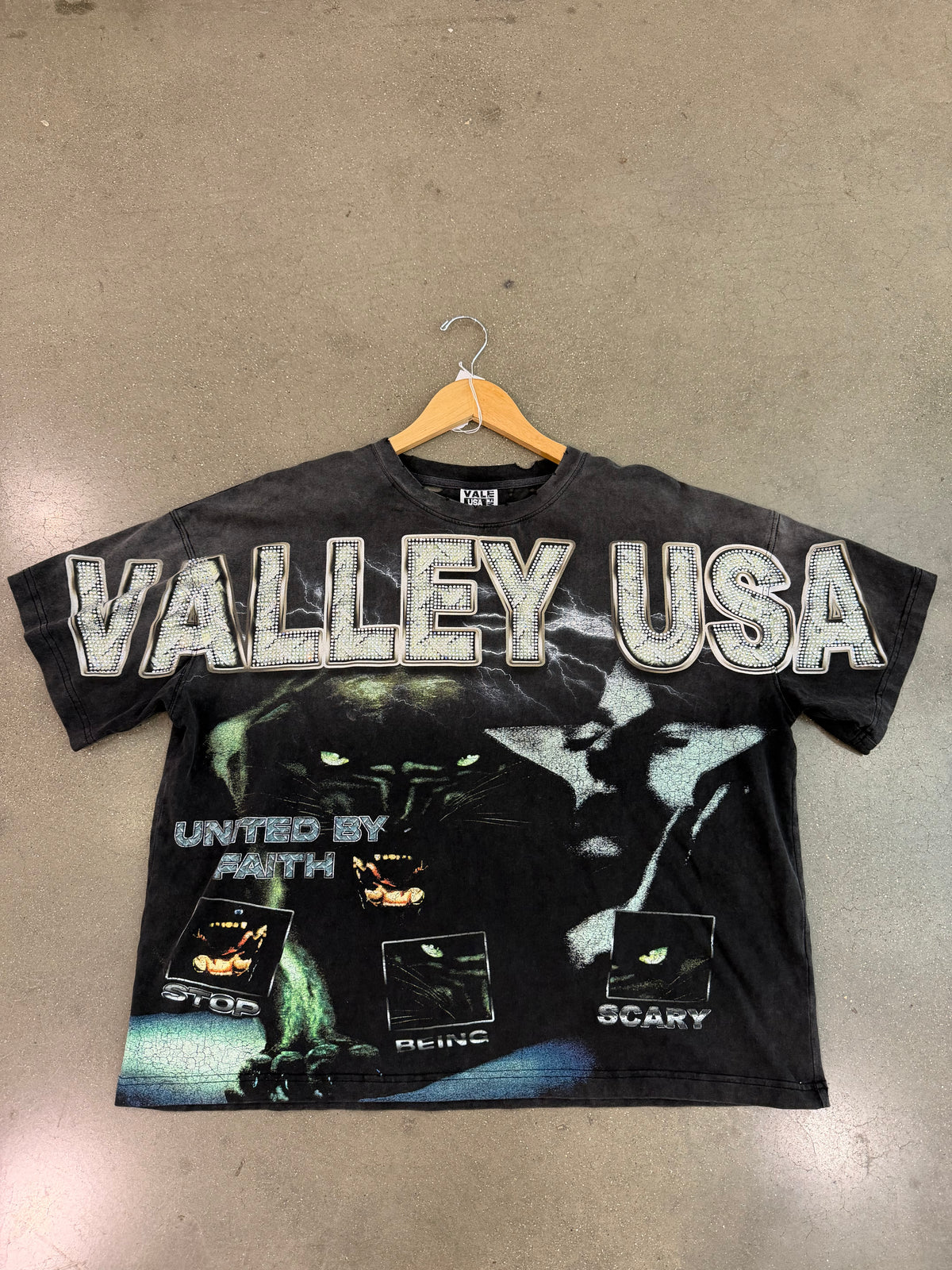 PREOWNED Vale Forever Bling Faith Tee SIZE L