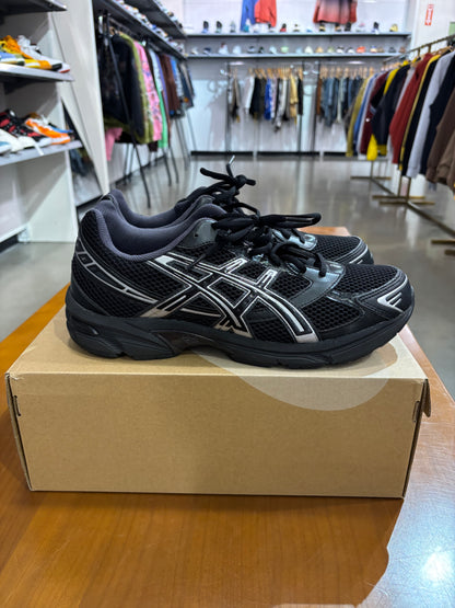 Preowned Asic 1130 Black Silver