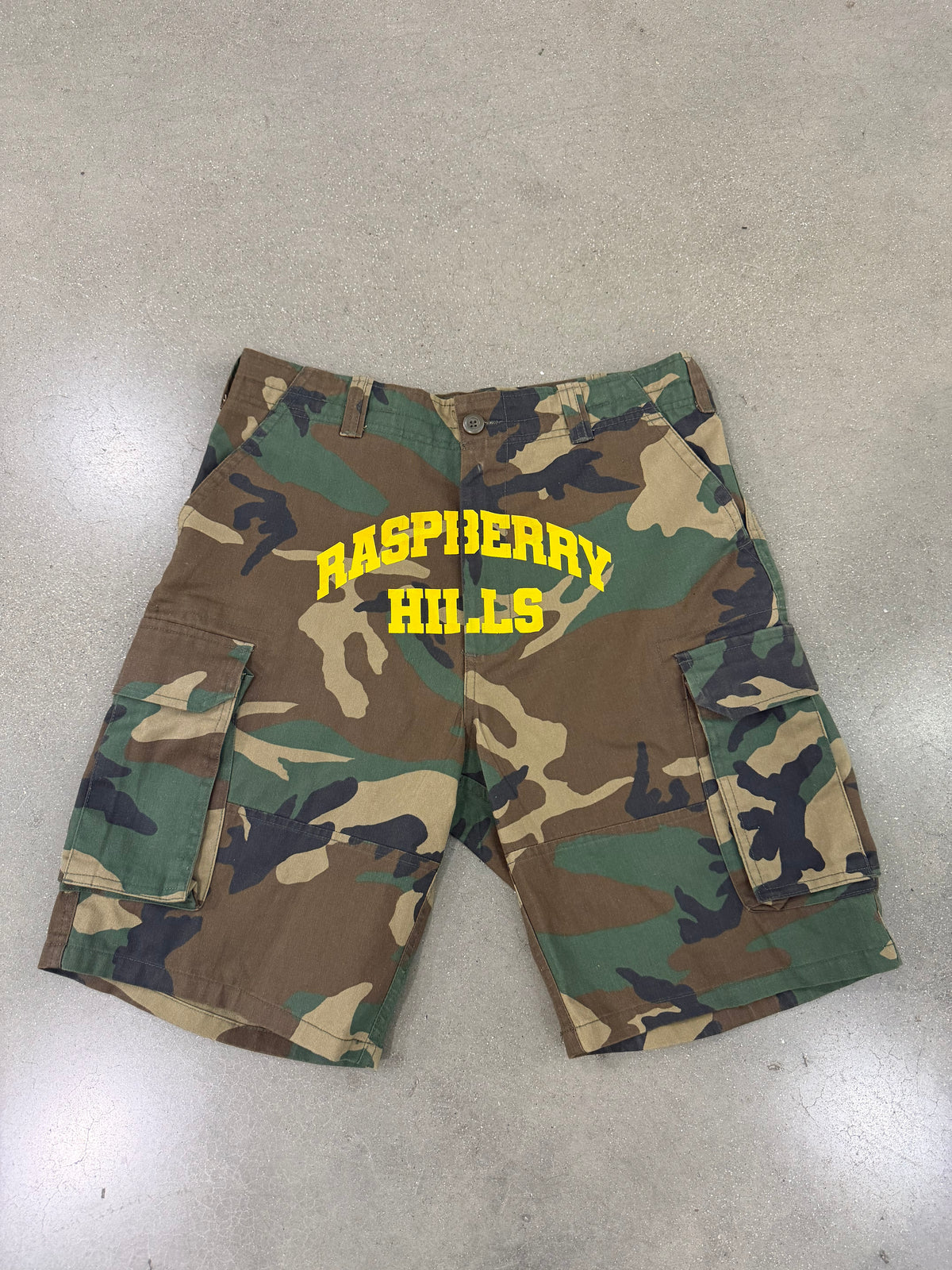 Preowned Raspberry Hills Camo Shorts