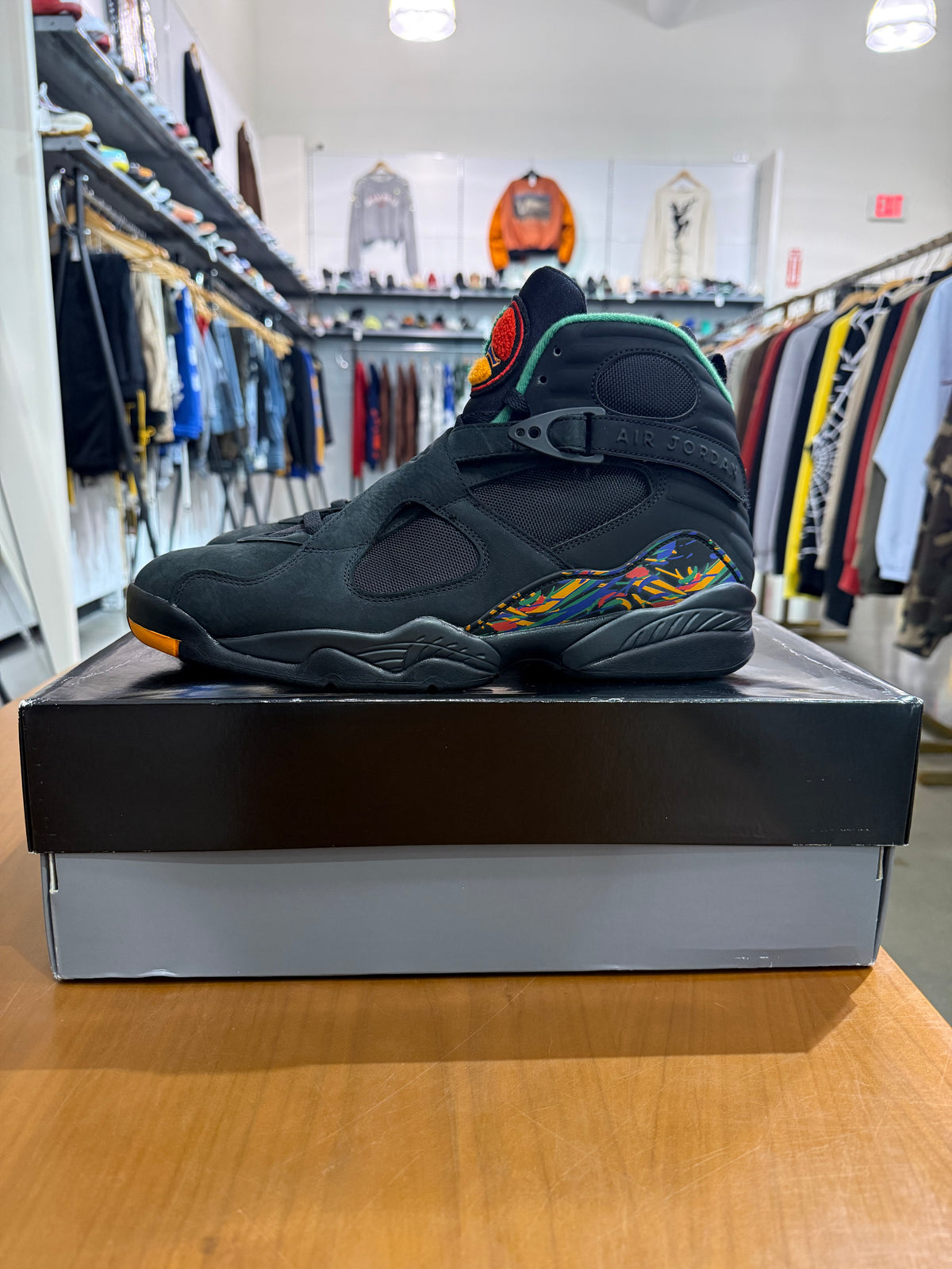 Preowned Air Jordan 8 Tinker Air Raid