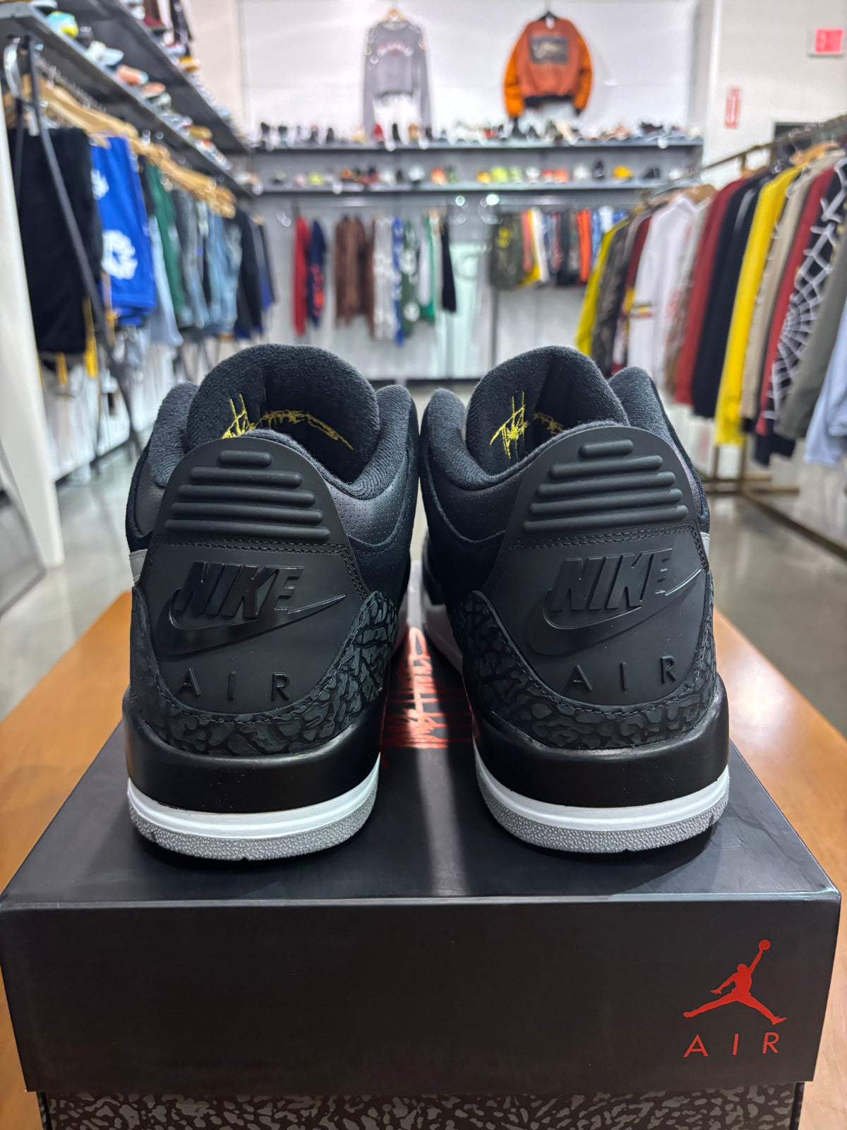 Air Jordan 3 Tinker Black Cement Gold