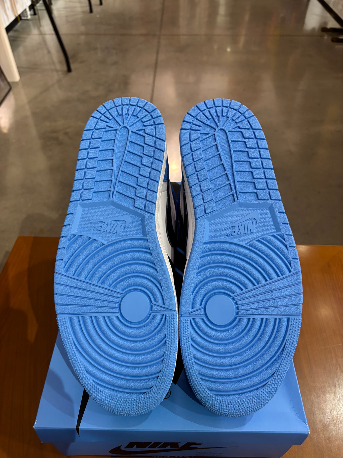 Air Jordan 1 UNC Toe
