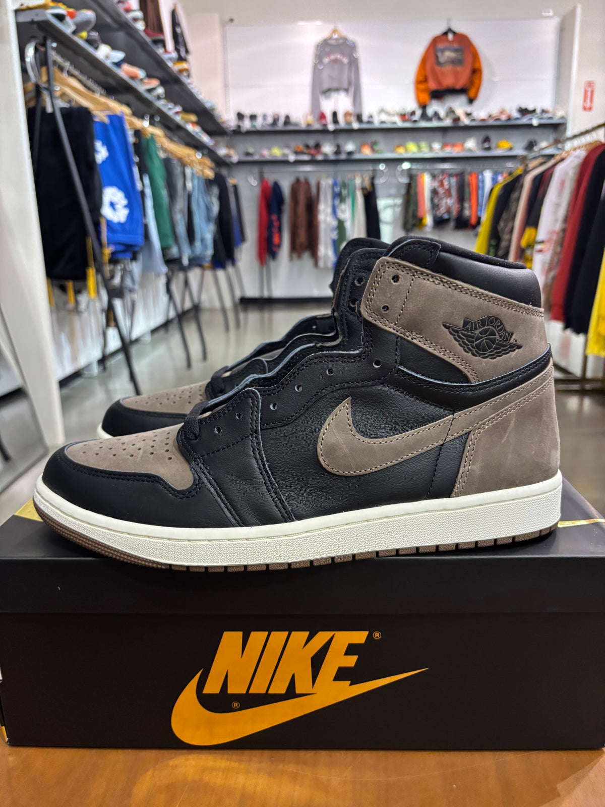 Air Jordan 1 Palomino