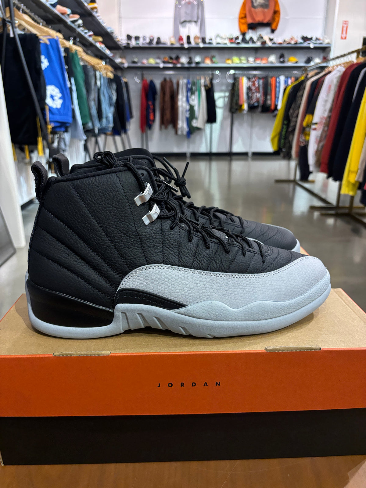 Air Jordan 12 Barons