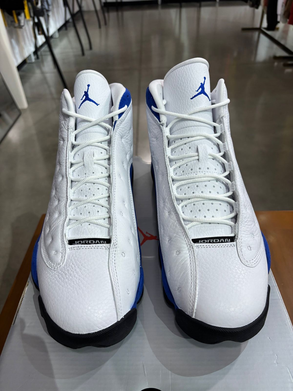 Air Jordan 13 White Hyper Royal Black (Slight Bleeding)