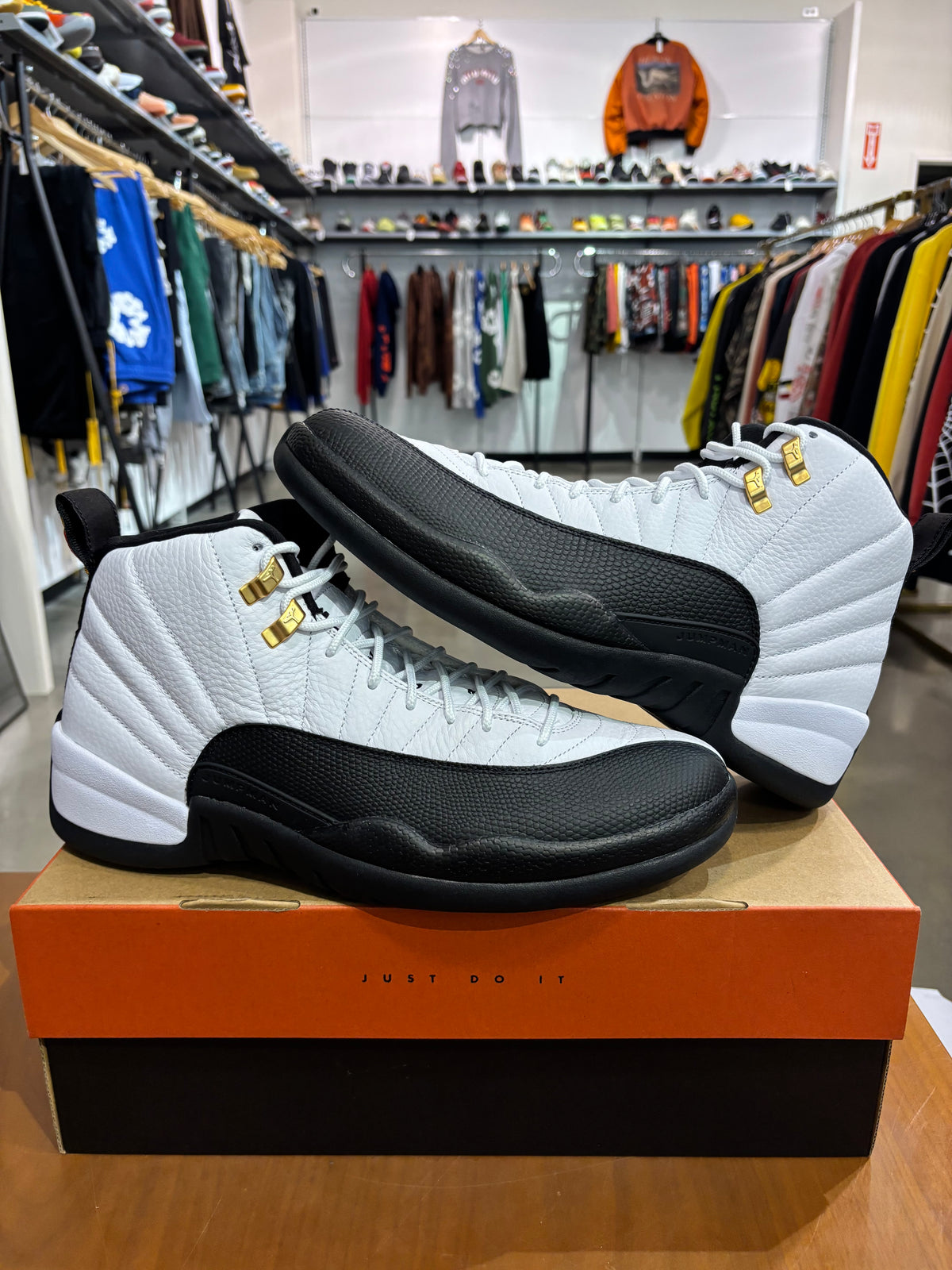 Air Jordan 12 Taxi